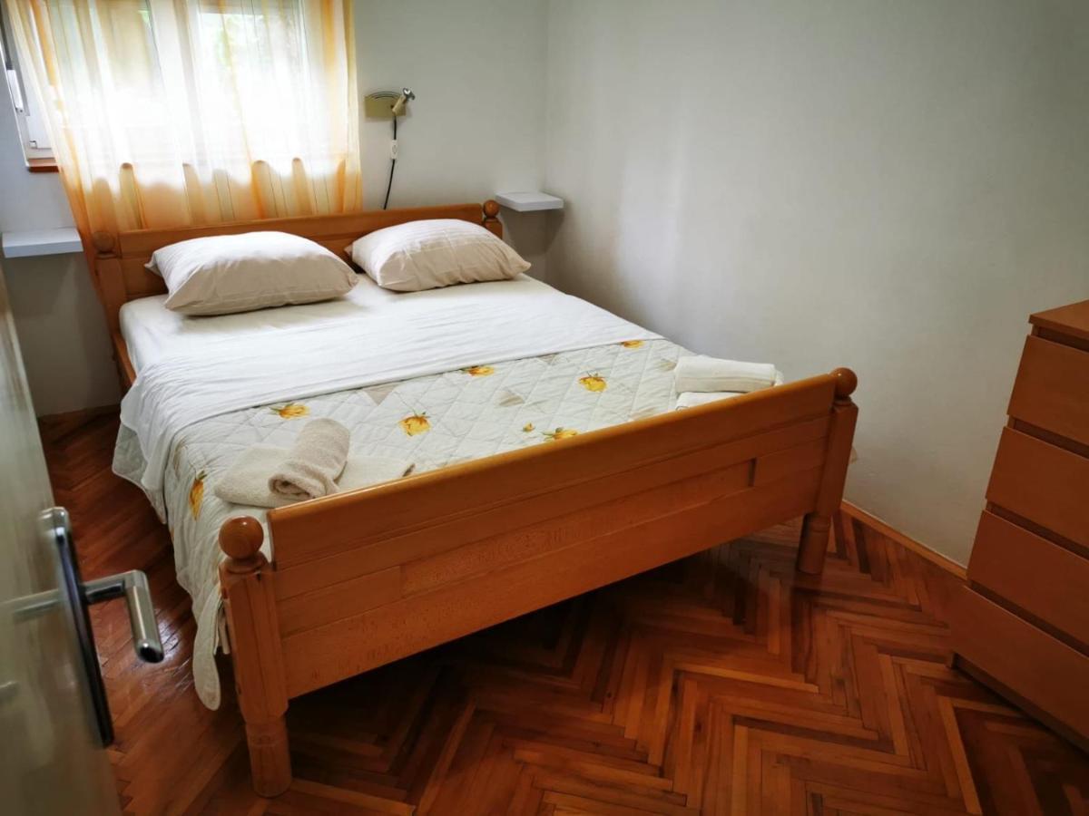 Apartments Sanda Tribunj Трибунь Екстер'єр фото