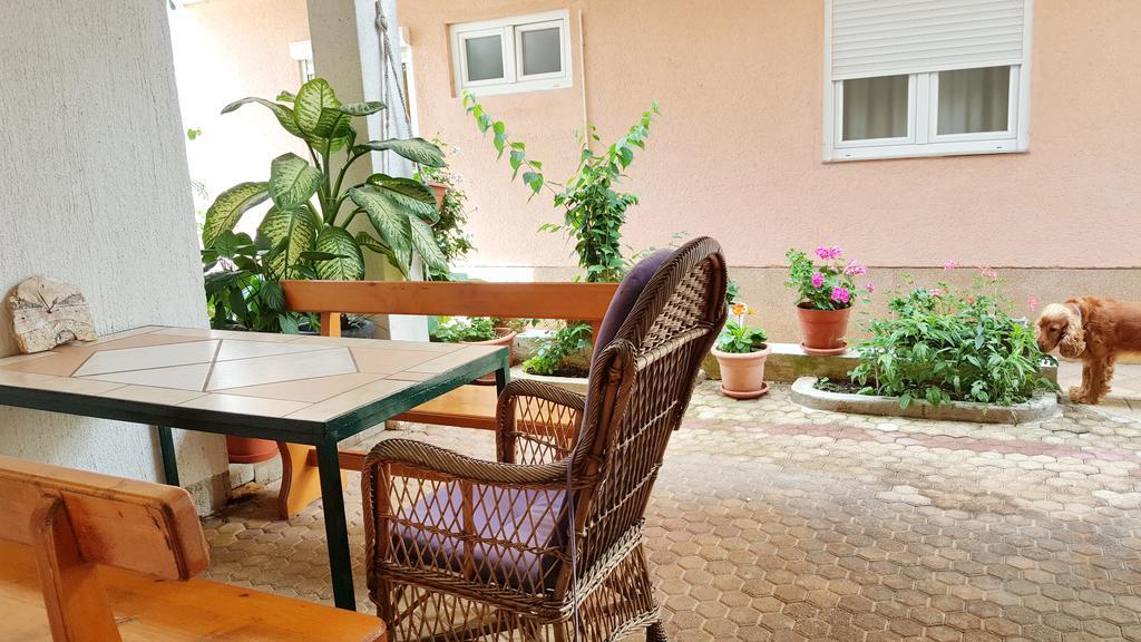 Apartments Sanda Tribunj Трибунь Екстер'єр фото