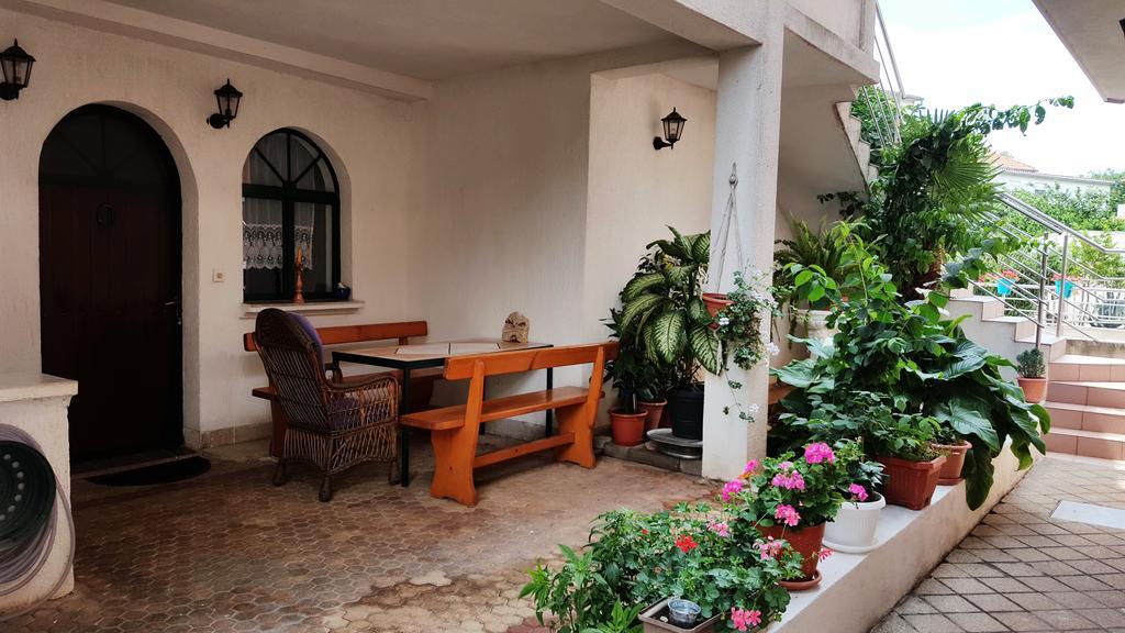 Apartments Sanda Tribunj Трибунь Екстер'єр фото